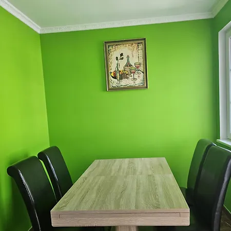 Hochweis Apartamento *